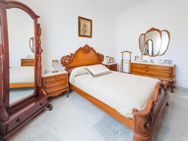 Foto e2d520ec-1a4b-441c-a2aa-bced1e72ee2e. Xalet amb aparcament piscina a Espartinas pueblo Espartinas