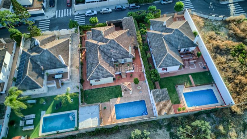 Foto e58da87e-bfdd-4968-8147-fb598a83d7e1. Xalet amb aparcament piscina a Espartinas pueblo Espartinas