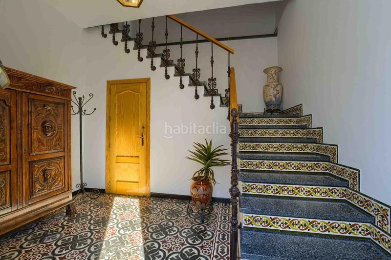 Foto 0709bf59-a8fb-45e2-b6bd-843fe3e10b83. Casa vivienda con local vive, trabaja y haz realidad tu proyecto personal. en Olivares