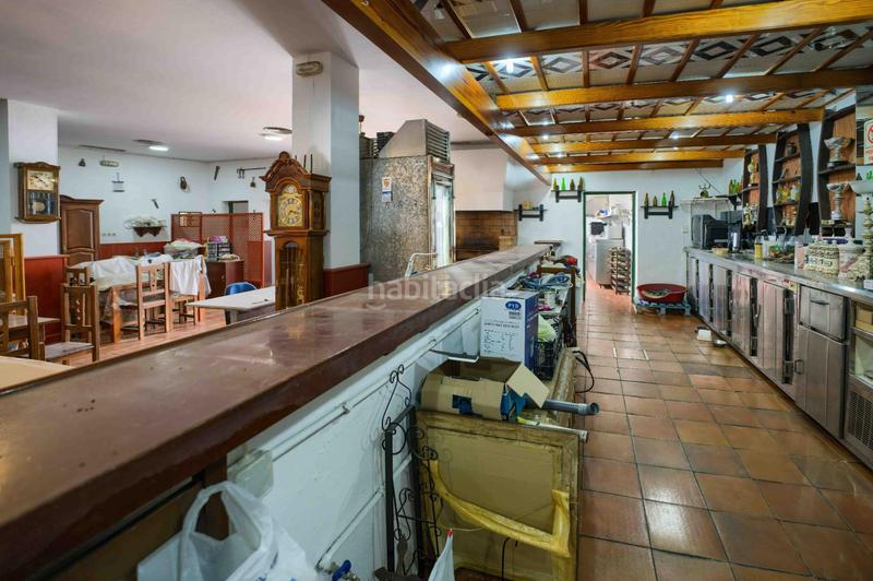 Foto 451953f6-3758-40b1-a9d6-e2772a5eff18. Casa vivienda con local vive, trabaja y haz realidad tu proyecto personal. en Olivares
