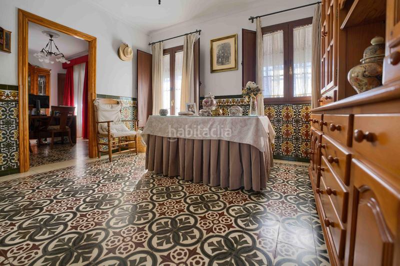 Foto 60946c28-013d-4601-abcb-e34bd8fc182c. Casa vivienda con local vive, trabaja y haz realidad tu proyecto personal. en Olivares