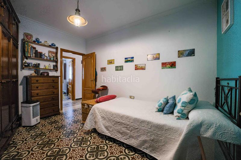 Foto 7c206e73-4343-4dba-8f4c-c5fee625d352. Casa vivienda con local vive, trabaja y haz realidad tu proyecto personal. en Olivares
