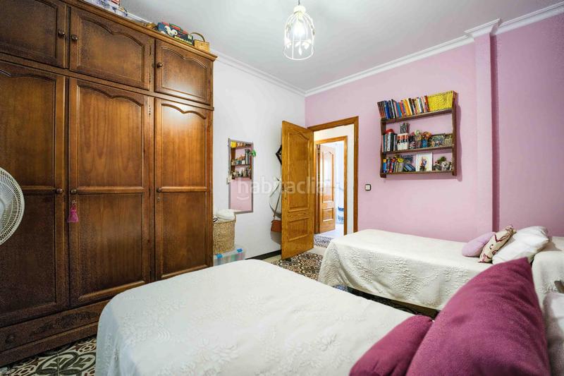 Foto 7ca46b4e-6935-4ed6-84a9-62fe7d262f02. Casa vivienda con local vive, trabaja y haz realidad tu proyecto personal. en Olivares