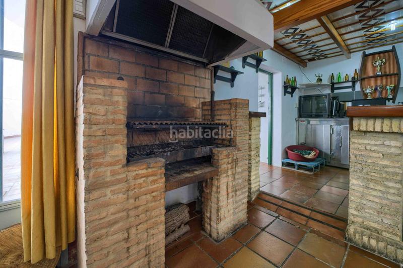 Foto 80d65f40-d50a-4488-b1ab-6916201460d6. Casa vivienda con local vive, trabaja y haz realidad tu proyecto personal. en Olivares