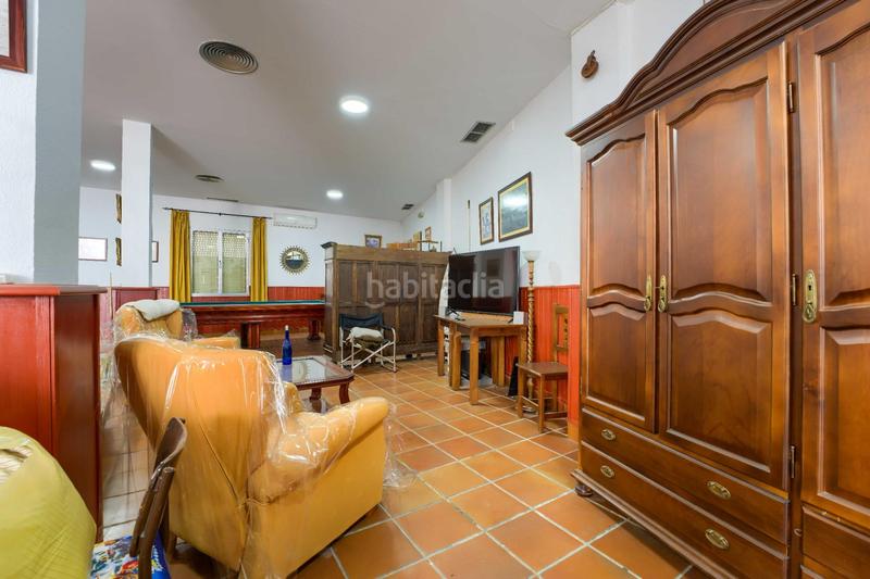 Foto a97ea74c-dc15-489b-a666-511ab102b044. Casa vivienda con local vive, trabaja y haz realidad tu proyecto personal. en Olivares