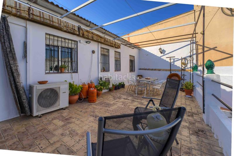 Foto cf10d56a-4988-4fb3-9855-a4cf1c525181. Casa vivienda con local vive, trabaja y haz realidad tu proyecto personal. en Olivares
