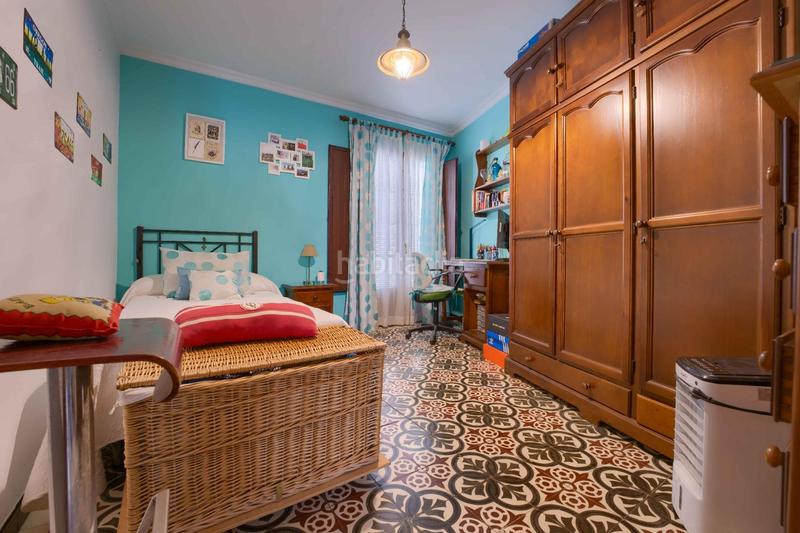 Foto e046b81d-9ea1-401e-a881-e5a68bfd266a. Casa vivienda con local vive, trabaja y haz realidad tu proyecto personal. en Olivares