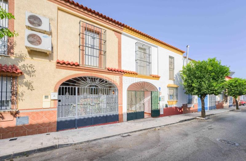 Foto d53fcd8f-042b-4283-ab48-2b184c2a2c68. Casa adosada un hogar que nos ha dado todo en Olivares