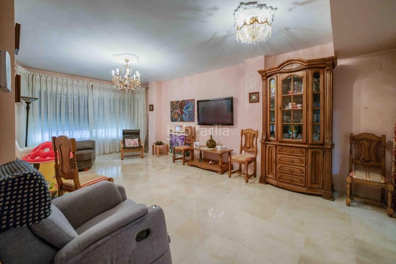 Foto 23332bd2-dd85-4c97-b950-2b7501ee6309. Casa pareada en Loreto Espartinas