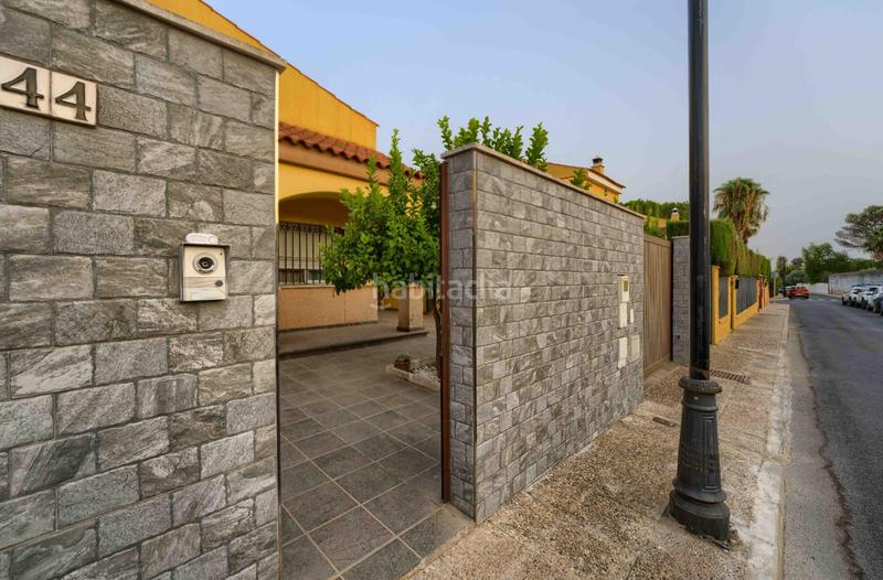 Foto c7be82d6-f297-49d8-ba9a-d98515d872df. Casa pareada en Loreto Espartinas