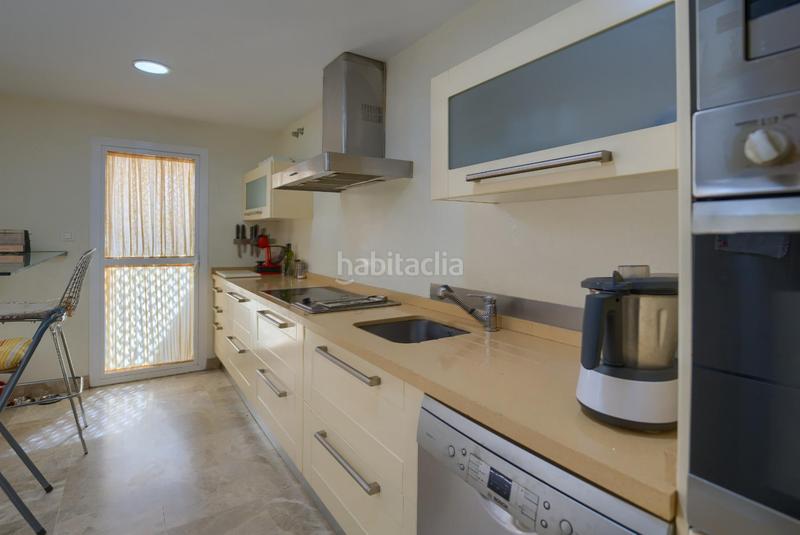 Foto 6c53f8db-8627-433d-b0df-07d041361360. Reihenhaus in avenida avenida cristina hoyos in Aljamar Tomares