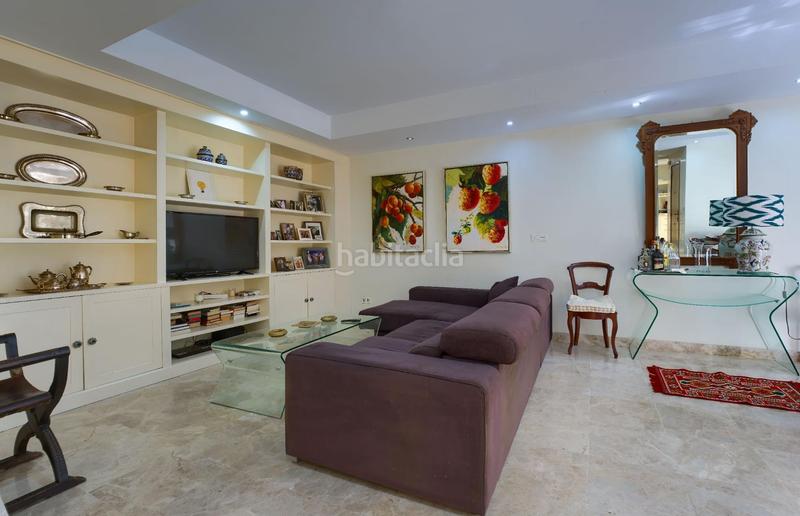 Foto 95b2a624-7178-44b2-87bb-6c338e33dd53. Reihenhaus in avenida avenida cristina hoyos in Aljamar Tomares