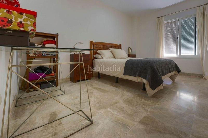 Foto f5603fd6-bdd4-4822-b5a5-7fe986e4394b. Reihenhaus in avenida avenida cristina hoyos in Aljamar Tomares