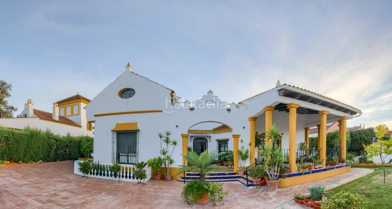 Foto 430d3e18-5e66-47b9-903b-b73cb0b9fc75. Chalet con parcheggio piscina in Loreto Espartinas