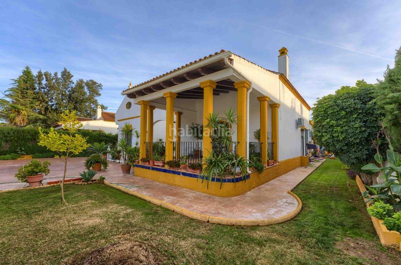 Foto 55e95769-0fed-43a7-99db-b7825d70f13d. Chalet con parcheggio piscina in Loreto Espartinas