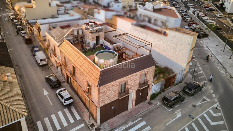 Foto 0e67496a-b1a8-455c-ab19-6d1f8ebd52aa. Casa amb calefacció aparcament piscina a Centro - Barriada Mallorca Camas