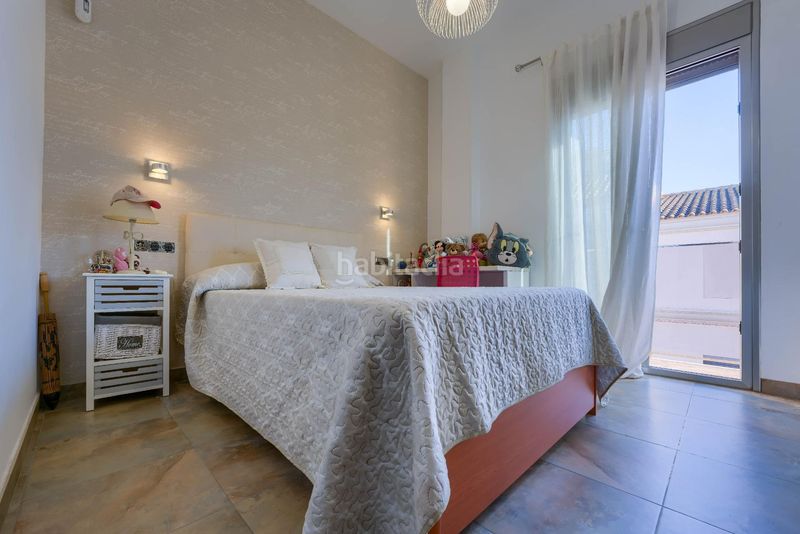 Foto 1a46f7f2-7a52-4ede-9434-7aa744f9c5a2. Casa amb calefacció aparcament piscina a Centro - Barriada Mallorca Camas