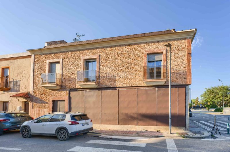 Foto f6aa88ba-1d47-48a5-ab58-07804e660044. Casa amb calefacció aparcament piscina a Centro - Barriada Mallorca Camas