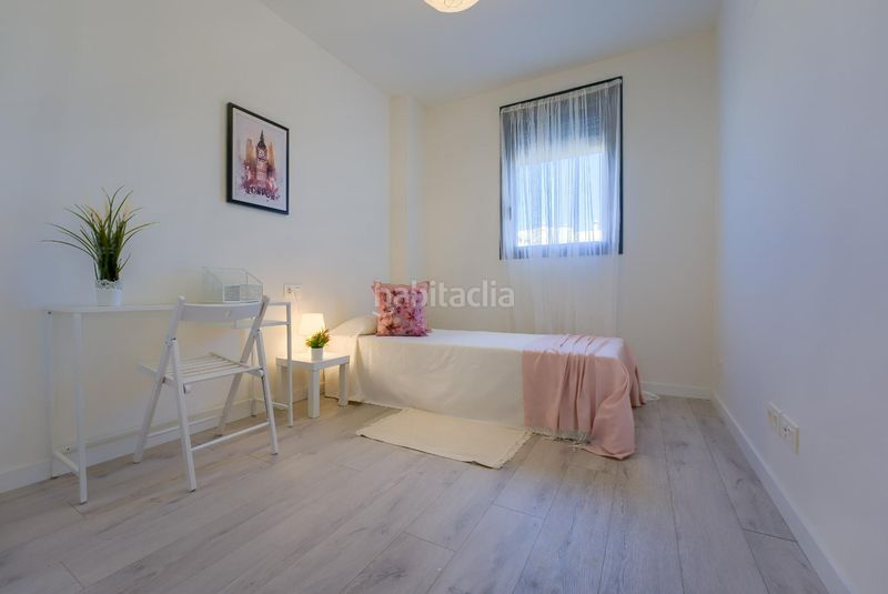 Foto 41aa1623-3b5d-4ef5-b86b-e545490d1adf. Pis amb aparcament a colores - entreparques Sevilla