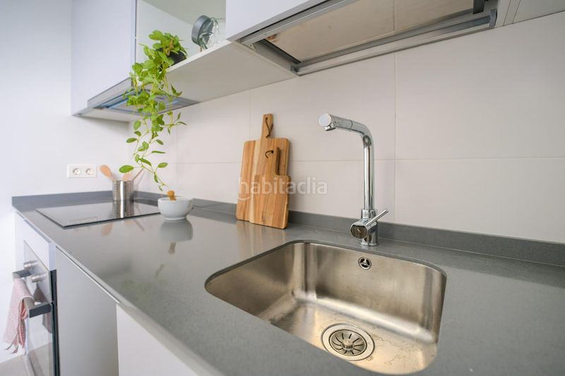 Foto 617d595b-37d5-4fb0-bc56-d48e3f2f1a9f. Pis amb aparcament a colores - entreparques Sevilla