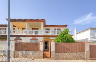 Chalet  Camino de la pañoleta 31. El hogar donde empezarás a crear tus mejores recuerdos