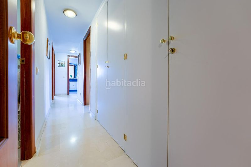 Foto e4820c92-cc52-4065-9543-2e4708075f1f. Pis a avenida edificio malaga 1 a colores - entreparques Sevilla