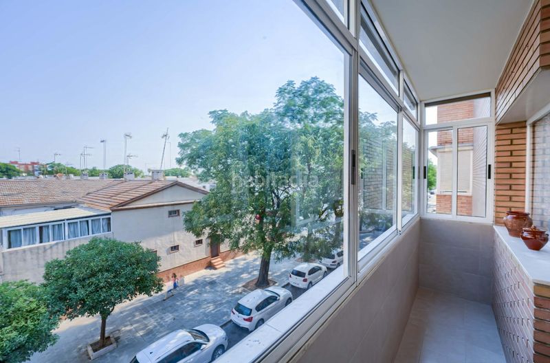 Foto e93cb83a-3ac4-47e8-94d5-867667875db0. Pis a avenida edificio malaga 1 a colores - entreparques Sevilla