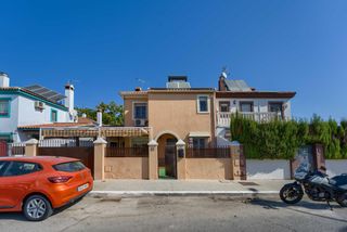 Doppelhaus  Calle juan de borbon 16. Casa pareada en calle don juan de borbón ,16  espartinas