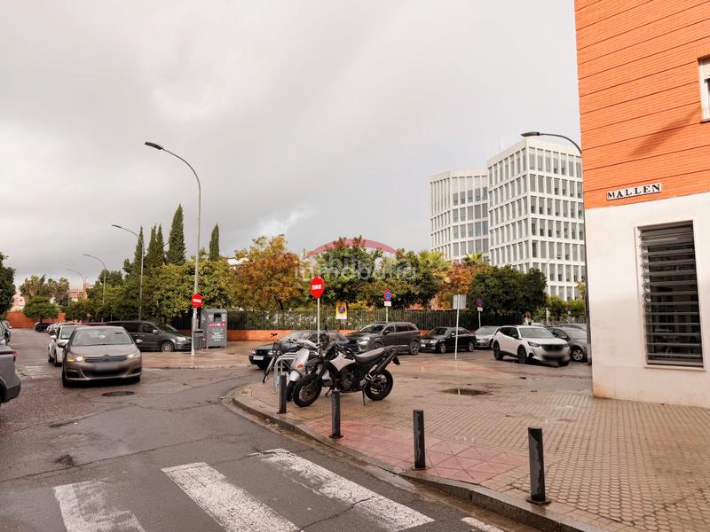 Foto 02ca19ba-8732-448d-93b5-cc5d5c1ec61c. Etagenwohnung mit parking in La Calzada - La Florida Sevilla