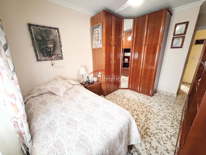 Foto 435ca044-b0ec-4c65-b4e2-24933731b4e7. Etagenwohnung mit parking in La Calzada - La Florida Sevilla