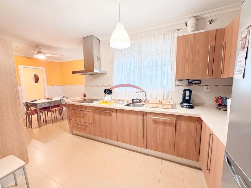 Foto 86bd9b6a-8a41-440f-bb21-dca1c2038270. Etagenwohnung mit parking in La Calzada - La Florida Sevilla