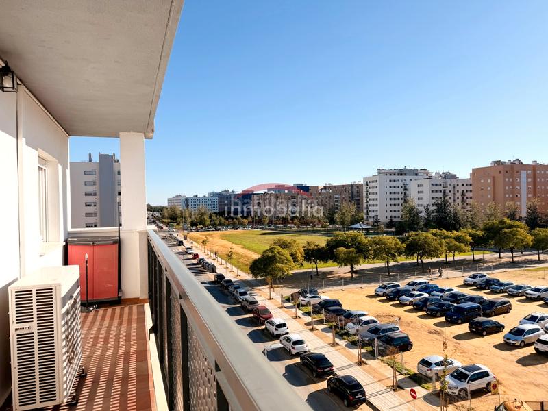 Foto e34d32fd-dbe7-4413-ac61-1b841e9c1a00. Appartamento con parcheggio in colores - entreparques Sevilla