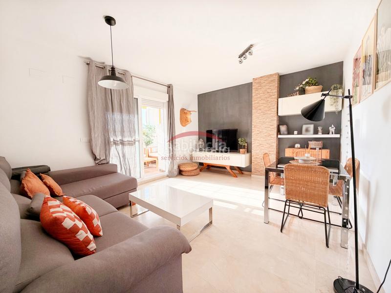 Foto b0a0d65f-b7c0-4d4e-b975-459dac91fc72. Appartement avec parking dans colores - entreparques Sevilla