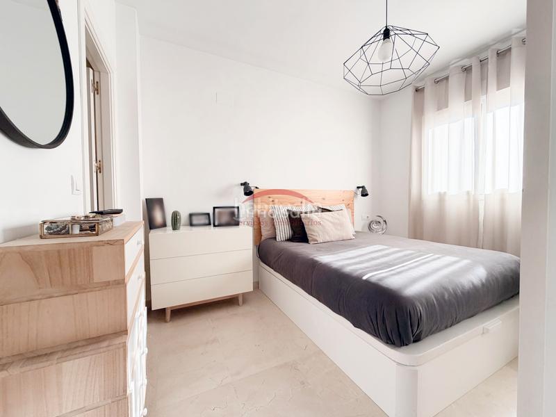 Foto df295a57-f8a8-406e-af15-f2377ede708e. Appartement avec parking dans colores - entreparques Sevilla