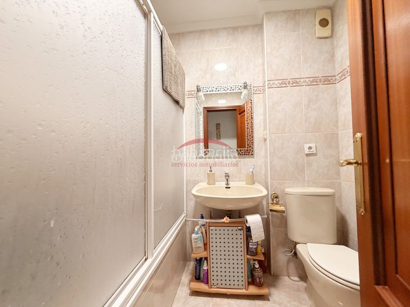 Foto 5ae58154-99b3-4d83-a05f-2090c71ace48. Casa a schiera con parcheggio in colores - entreparques Sevilla