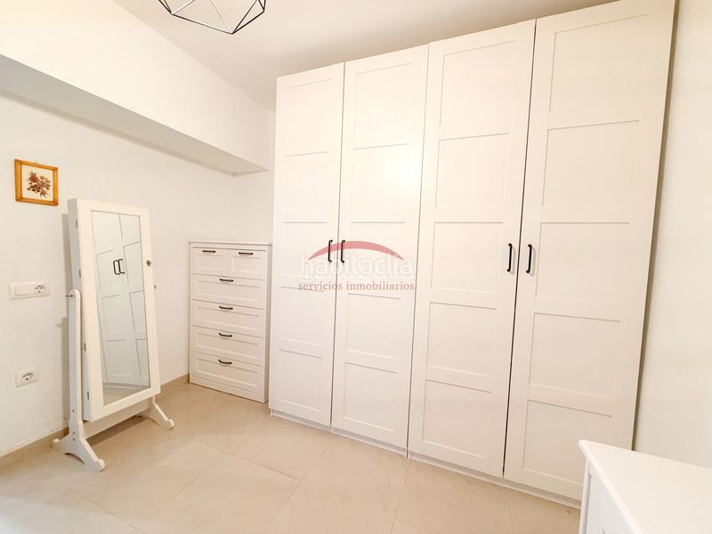 Foto cd82fd1f-d3e5-45b8-946c-eef71c6bab25. Casa a schiera con parcheggio in colores - entreparques Sevilla