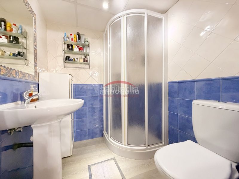 Foto bc4a4e4d-35d0-42b5-ab1f-d84751fda6e5. Semi detached house with parking in colores - entreparques Sevilla