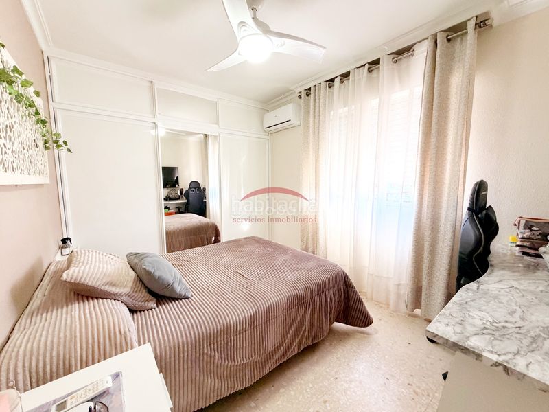 Foto be666ed0-5e51-4569-a2df-268559935b47. Semi detached house with parking in colores - entreparques Sevilla