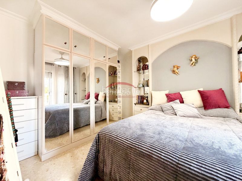 Foto d1dfc371-2ad9-4e67-bb61-20e0a12ae3d5. Semi detached house with parking in colores - entreparques Sevilla