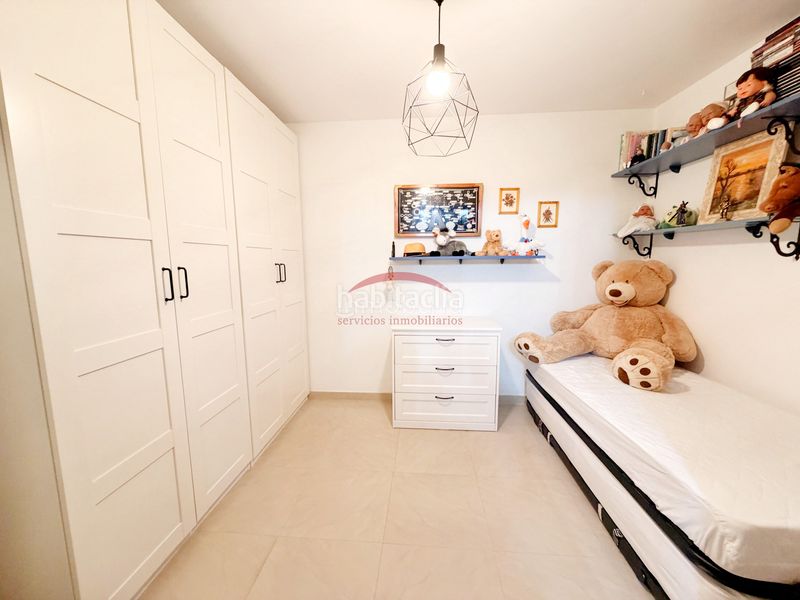 Foto e52b646e-c583-4c0a-8b24-93a7dfcd4474. Semi detached house with parking in colores - entreparques Sevilla