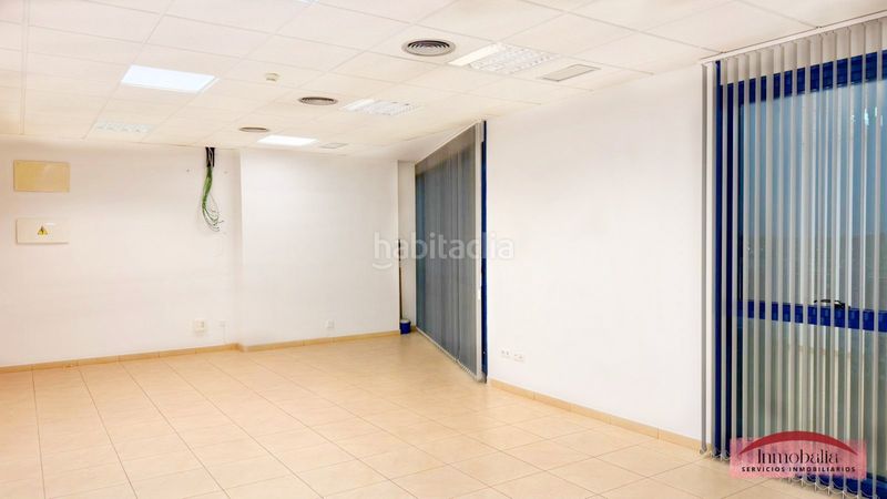 Foto 011016ce-adf5-4b43-af88-7013fbc9286b. Miete büro mit parking in San Jerónimo - La Bachillera Sevilla