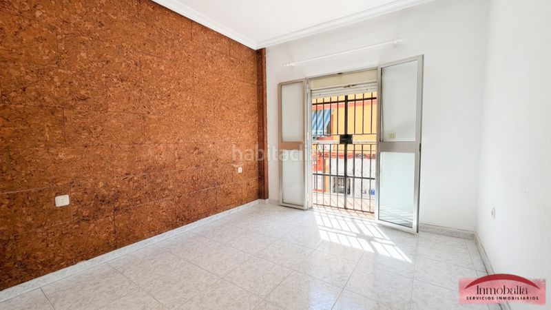 Foto 19069dbe-a958-4031-ae65-5ae3831945ce. Piso en El Cerro Sevilla