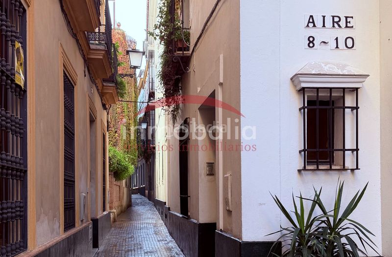 Foto b6368cb4-caba-40d3-a225-8e95a20f04c1. Casa a Alfalfa - Santa Cruz Sevilla