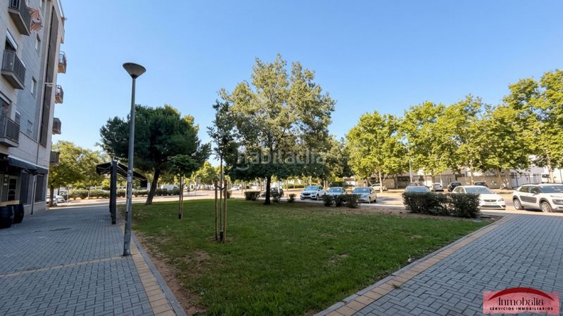 Foto 03b30403-e1ca-4999-9cbc-586e164552ed. Pis amb aparcament a Palmete Sevilla