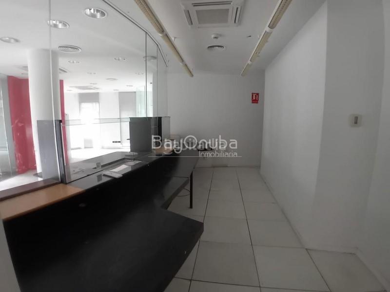 Foto 5c898b10-6461-4075-9187-b2432f8ec28e. Local comercial en Centro Huelva