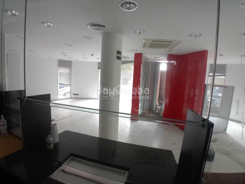 Foto b14abc4f-23c5-47dd-aa2f-338138a7ac37. Locale commerciale in Centro Huelva