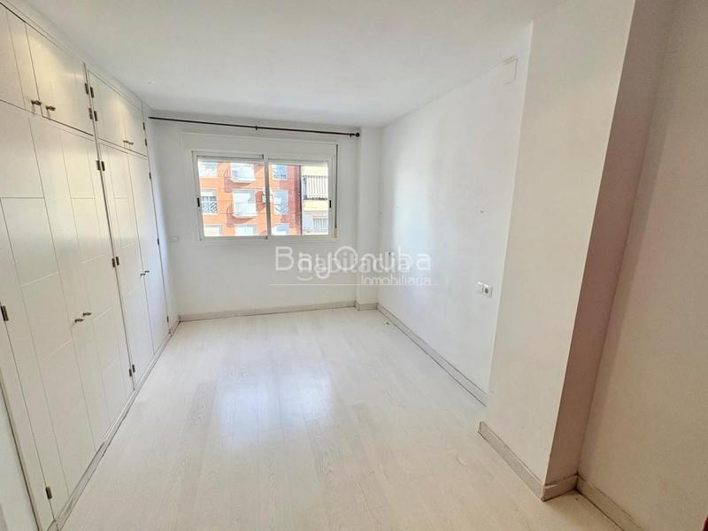 Foto 5991d0d7-ca52-46f2-9e6e-e286c65e700e. Flat with parking in Isla Chica Huelva