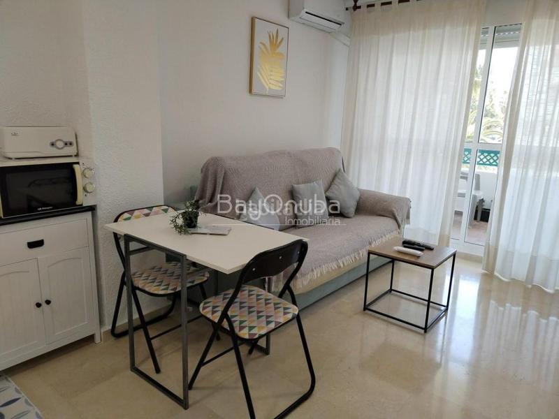 Foto 200a1795-7abf-467c-9893-8eebbe15f296. Pis amb piscina a El Portil