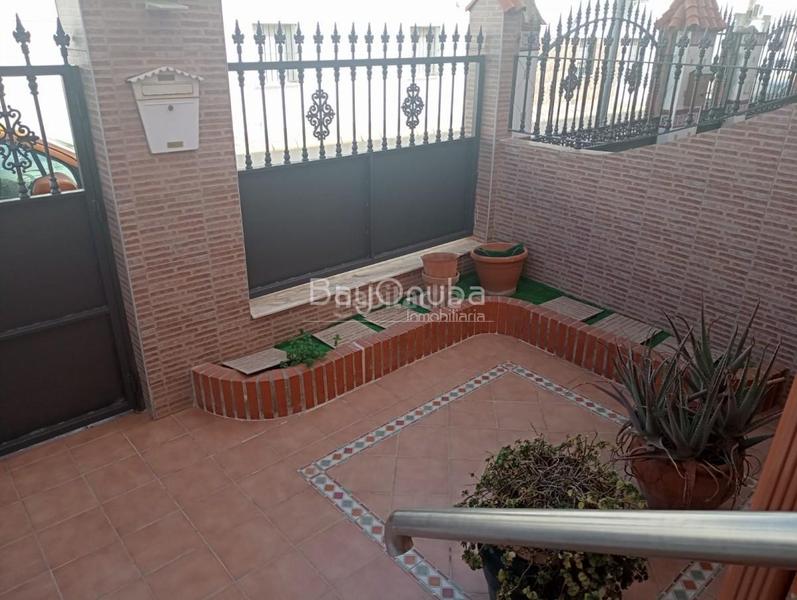 Foto 0ffeb102-ebae-499d-bb6e-7a426d86ba12. Casa adossada a Núcleo Urbano Aljaraque