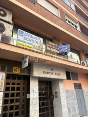 Oficina en Isla Chica